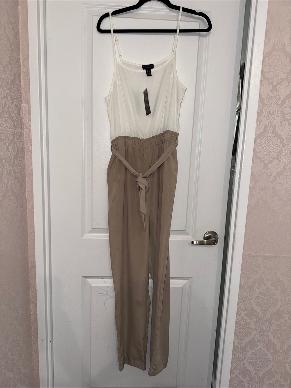 Streetwear Society Two-Tone Sleeveless Jumpsuit - White & Tan